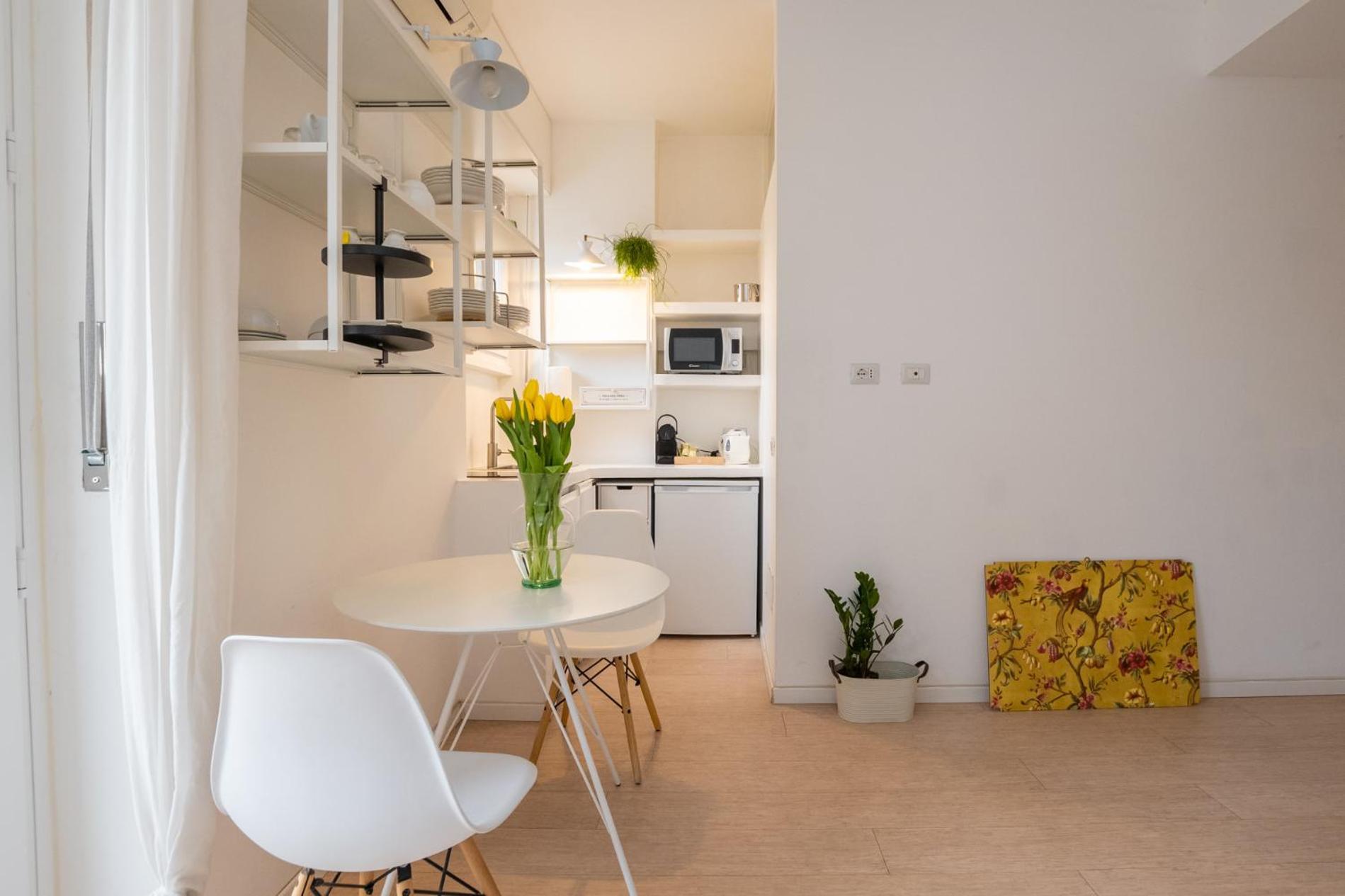 Apartment Dateo - New, Connections